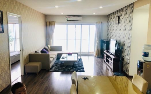 Cho thuê căn hộ 3 phòng ngủ tầng cao view trọn Hồ Tây tại Golden Westlake