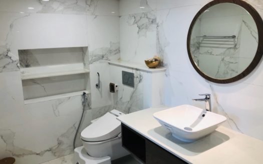 Cho thuê căn hộ 3 phòng ngủ đầy đủ nội thất tầng cao tòa Pent Studio