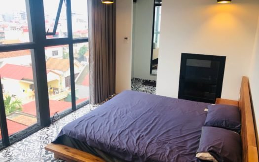 Cho thuê căn hộ 4 phòng ngủ ở 124 Âu Cơ, Tây Hồ, Hà Nội