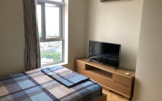 Cho thuê căn hộ chung cư cao cấp 2 phòng ngủ tầng cao ở 395 Lạc Long Quân