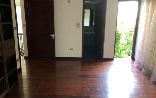 Cho thuê biệt thự Vườn Đào 5 phòng ngủ có sân trước ga ra ô tô