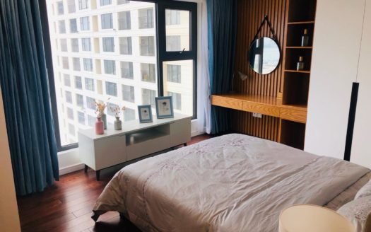 Cho thuê căn hộ 3PN tòa nhà Tân Hoàng Minh, Đặng Thai Mai, Tây Hồ, Hà Nội