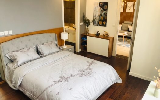 Cho thuê căn hộ 3PN tòa nhà Tân Hoàng Minh, Đặng Thai Mai, Tây Hồ, Hà Nội