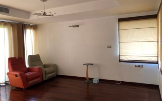 Cho thuê biệt thự Vườn Đào 5 phòng ngủ có sân trước ga ra ô tô