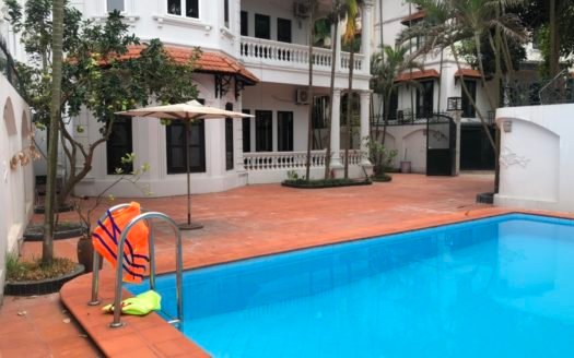 Cho thuê biệt thự 500m2 phố Tô Ngọc Vân, Tây Hồ, Hà Nội