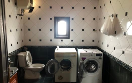 Cho thuê biệt thự 500m2 phố Tô Ngọc Vân, Tây Hồ, Hà Nội