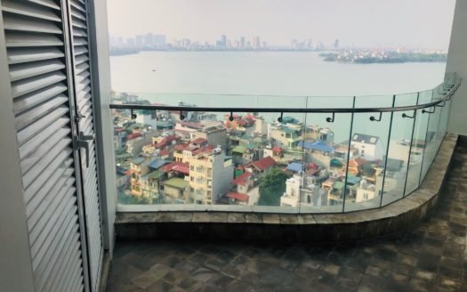 Cho thuê căn hộ nhìn ra Hồ Tây ở chung cư Golden West lake 151 Thụy Khuê Tây Hồ