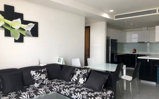 Cho thuê căn hộ chung cư cao cấp 2 phòng ngủ tầng cao ở 395 Lạc Long Quân