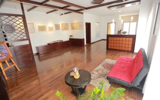 Cho thuê căn hộ 3 phòng ngủ đủ đồ đẹp ở chung cư Vườn Đào