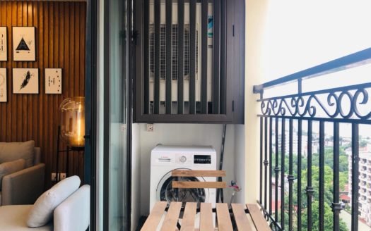 Cho thuê căn hộ 3PN tòa nhà Tân Hoàng Minh, Đặng Thai Mai, Tây Hồ, Hà Nội