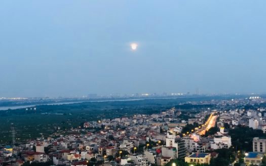 Cho thuê căn hộ Duplex nhìn ra Hồ Tây ở chung cư cao cấp Pentstudio