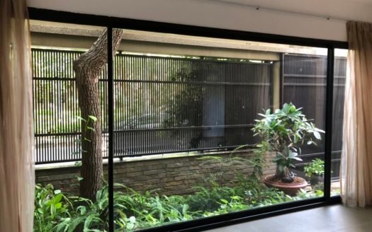 Cho thuê biệt thự Vườn Đào 5 phòng ngủ có sân trước ga ra ô tô