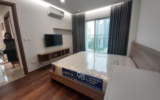 Cho thuê căn hộ đầy đủ nội thất 3 phòng ngủ tại L3 view sân golf Ciputra