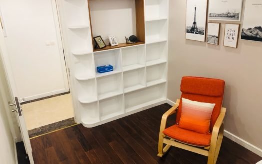 Cho thuê căn hộ 3PN tòa nhà Tân Hoàng Minh, Đặng Thai Mai, Tây Hồ, Hà Nội