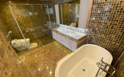 Cho thuê căn hộ 4 phòng ngủ tòa L2 trong KĐT Ciputra Tây Hồ Hà Nội