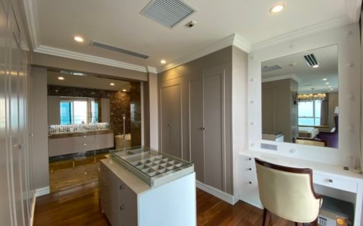 Cho thuê căn hộ 4 phòng ngủ tòa L2 trong KĐT Ciputra Tây Hồ Hà Nội