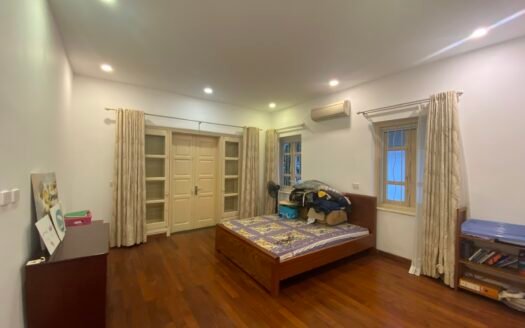 Biệt thự T9 Ciputra 4 ngủ, 180m2 đủ đồ giá rẻ nhất