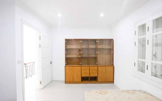 Tôi cho thuê biệt thự 3 ngủ, 140m2 đủ đồ giá rẻ tại Ciputra