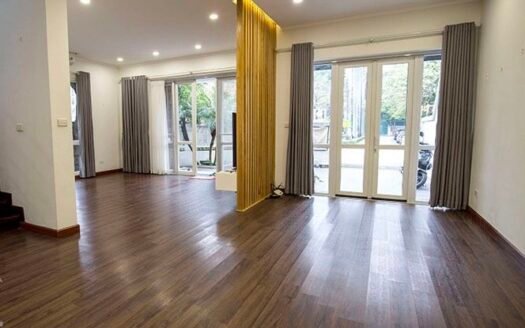 Chính chủ cho thuê biệt thự 5 ngủ, 400m2 đủ đồ – căn góc khu T5 Ciputra