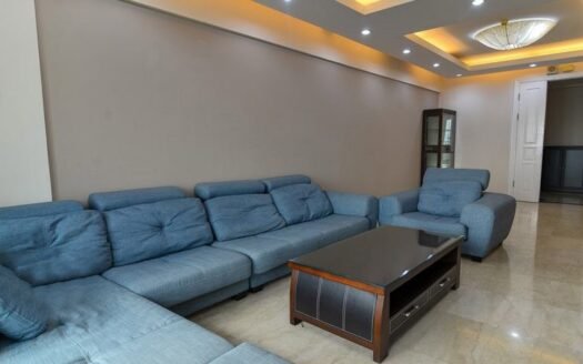 Chuyển nhượng căn 4 ngủ/182m2 full đồ, hướng cửa Đông Nam chính chủ toà P1 Ciputra