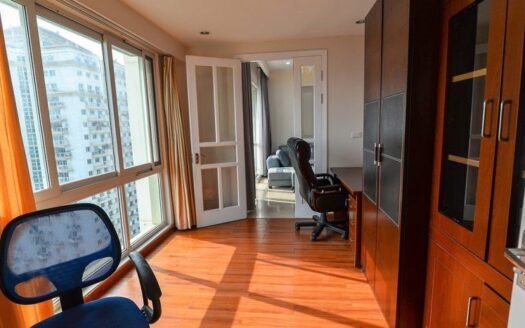 Chuyển nhượng căn 4 ngủ/182m2 full đồ, hướng cửa Đông Nam chính chủ toà P1 Ciputra