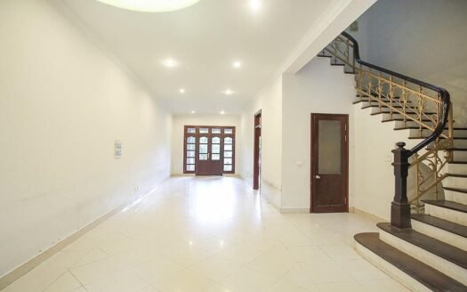 Bán biệt thự 5 ngủ, 126m2 đường đôi, view trường học giá 275tr/m2 khu C2 Ciputra