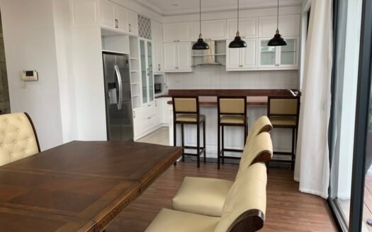 Bán biệt thự 4 tầng x 358m2 hướng Đông Nam sân vườn, view thoáng khu C7 Ciputra