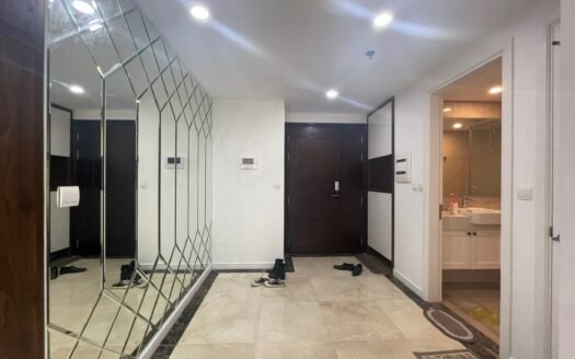 Cho thuê căn 2 ngủ, 88m2 toà D Le Roi Soleil Xuân Diệu, căn góc, View Hồ Tây, Full đồ
