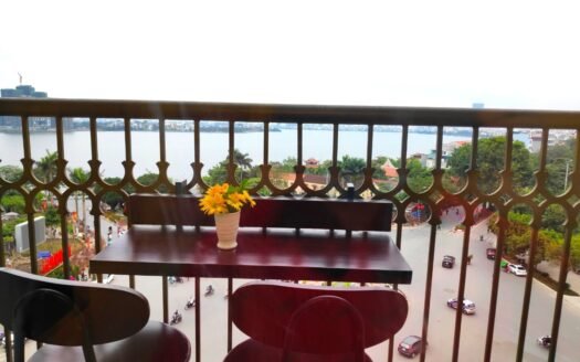 Cho thuê căn hộ 2 ngủ, 90m2 đủ đồ hướng Đông Nam vào ở luôn tại D’. El Dorado