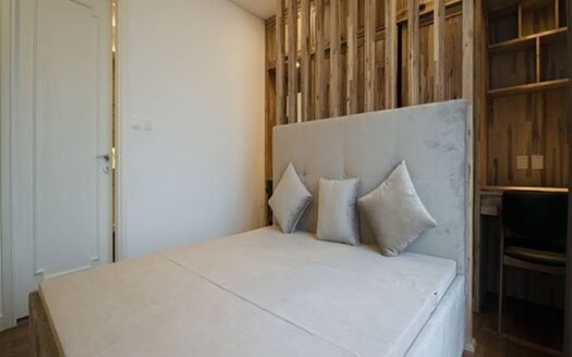 Cho thuê căn hộ 3 phòng ngủ, 111.4m2 đủ đồ view thoáng toà B dự án D’. Le Roi Soleil.