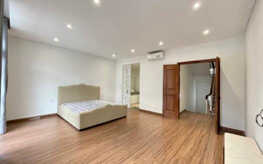 Cho thuê biệt thự liền kề 300m2 x 3.5 tầng, 4 ngủ đường Nguyệt Quế Vinhomes The Harmony