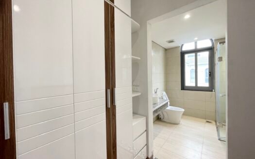 Cho thuê biệt thự liền kề 300m2 x 3.5 tầng, 4 ngủ đường Nguyệt Quế Vinhomes The Harmony