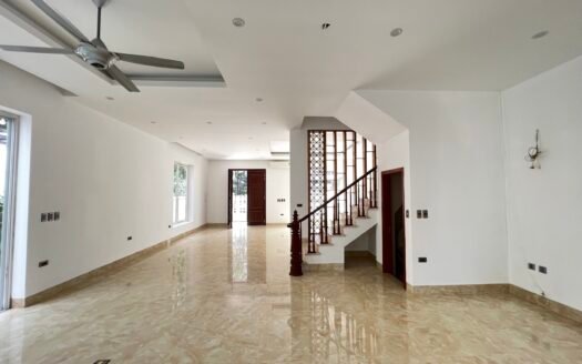 Bán biệt thư song lập 162m2 x 4T, 4PN có sân vườn + view sông tại Vinhomes Riverside