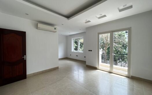 Bán biệt thư song lập 162m2 x 4T, 4PN có sân vườn + view sông tại Vinhomes Riverside