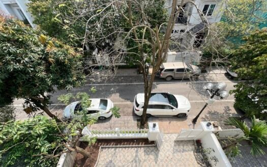 Bán biệt thư song lập 162m2 x 4T, 4PN có sân vườn + view sông tại Vinhomes Riverside