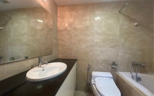 Bán chung cư 3PN, 114m2 full đồ hướng Đông Nam, giá 5 tỷ tòa L1 Ciputra