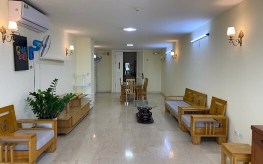 Căn hộ P1 Ciputra bán, 145m2/3PN, cửa chính Đông Nam, full đồ, vào ở ngay