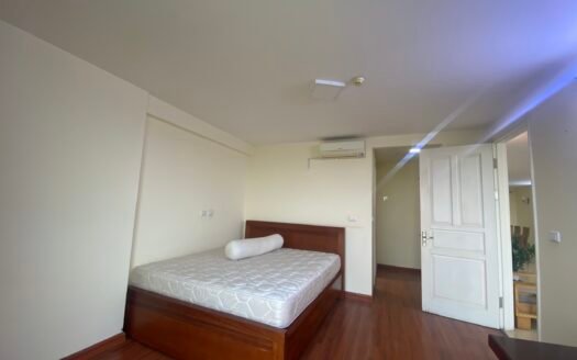 Căn hộ P1 Ciputra bán, 145m2/3PN, cửa chính Đông Nam, full đồ, vào ở ngay