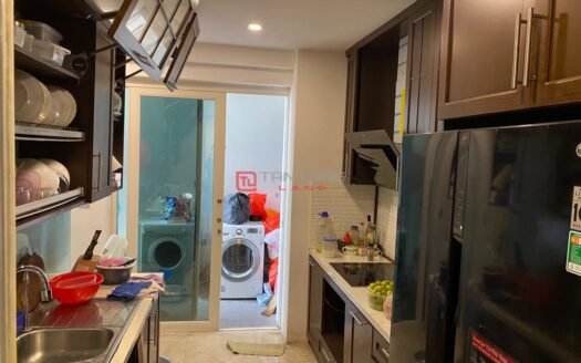 Bán chung cư 3 ngủ, 114m2 đủ đồ hướng Nam thoáng đãng có sổ đỏ toà L1 Ciputra