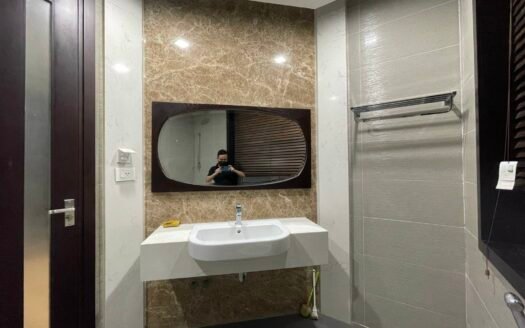 Cho thuê biệt thự song lập Vinhomes Riverside 200m2, 4PN giá 45tr/th – nhận nhà ngay