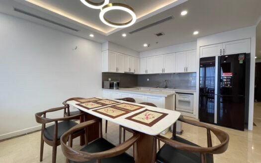 Cho thuê căn hộ 3 ngủ, 111.4m2 full đồ tòa B dự án D’Le Roi Soleil