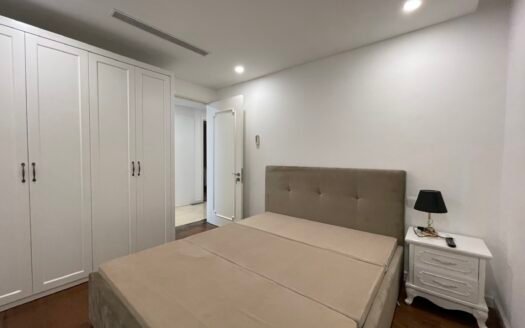 Cho thuê căn hộ 3 ngủ, 111.4m2 full đồ tòa B dự án D’Le Roi Soleil