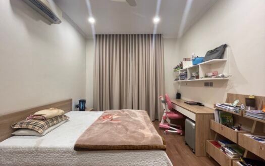 Cho thuê căn biệt thự 4 ngủ, 180m2 full đồ khu K3 Ciputra