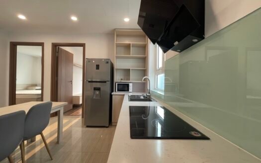 Cho thuê căn hộ 2 ngủ, 72m2 tầng cao tòa L4 Ciputra