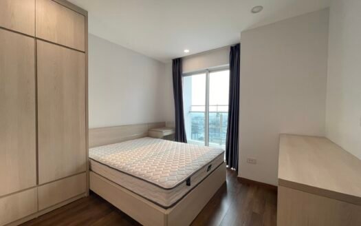 Cho thuê căn hộ 2 ngủ, 72m2 tầng cao tòa L4 Ciputra