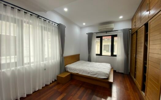 Cho thuê biệt thự khu C Ciputra 350m2 x 3 tầng full đồ giá 80 triệu/tháng