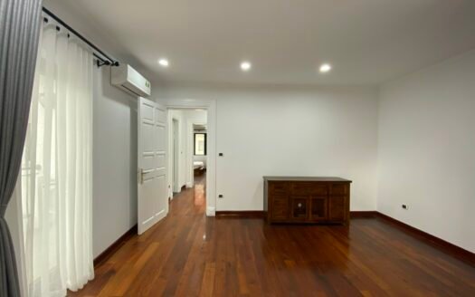 Cho thuê biệt thự khu C Ciputra 350m2 x 3 tầng full đồ giá 80 triệu/tháng